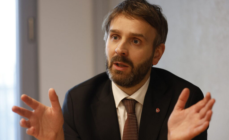 Med mer forebygging, mer samarbeid og mer effektiv pengebruk skal helseminister Jan Christian Vestre skape et helsevesen i ypperste verdensklasse.